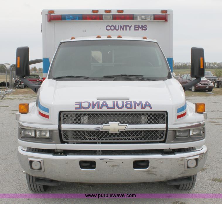 image for item B8616 2008 Chevrolet Kodiak C4500 ambulance