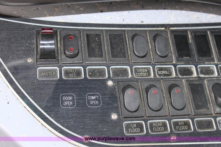 image for item B8616 2008 Chevrolet Kodiak C4500 ambulance