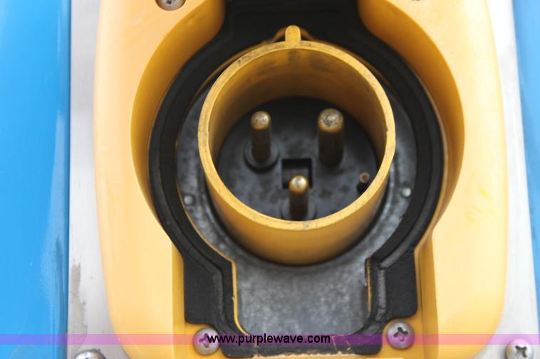 image for item B8616 2008 Chevrolet Kodiak C4500 ambulance