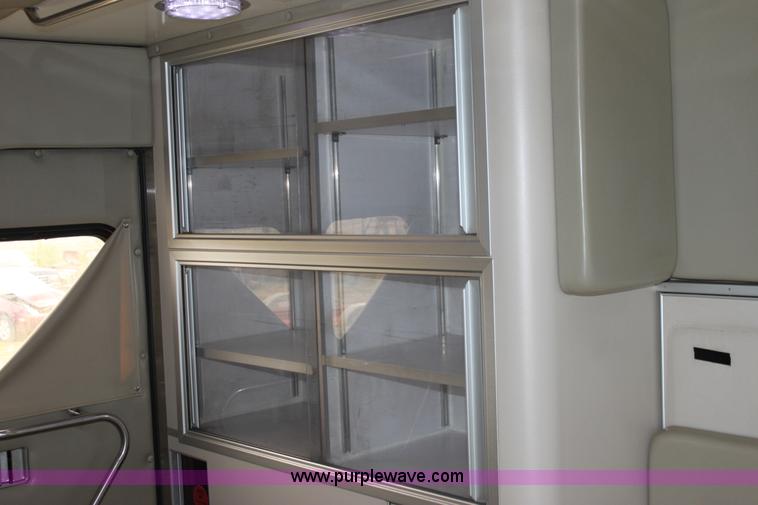 image for item B8616 2008 Chevrolet Kodiak C4500 ambulance