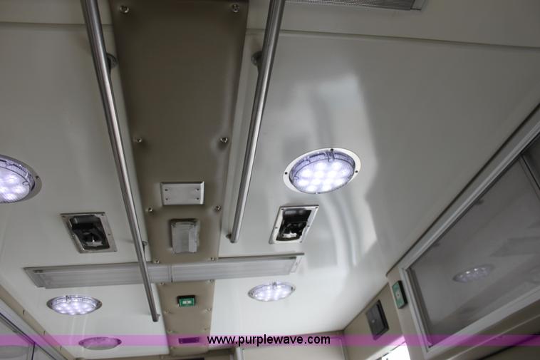 image for item B8616 2008 Chevrolet Kodiak C4500 ambulance