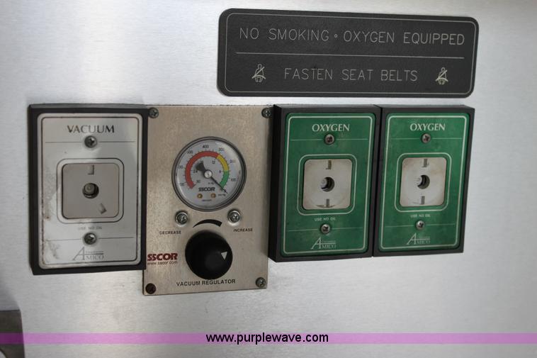 image for item B8616 2008 Chevrolet Kodiak C4500 ambulance