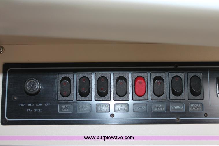 image for item B8616 2008 Chevrolet Kodiak C4500 ambulance