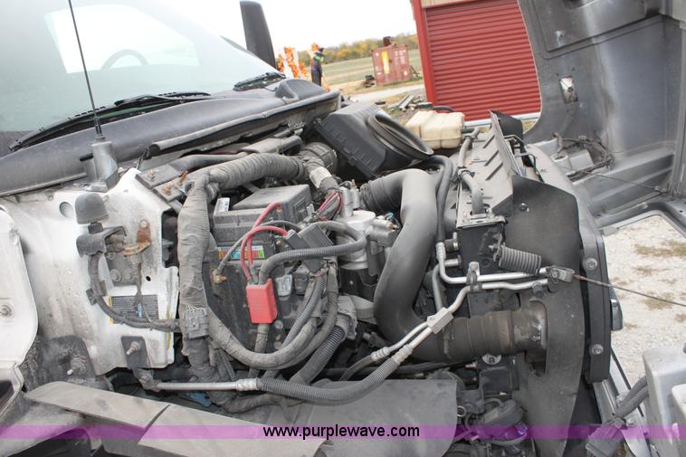 image for item B8616 2008 Chevrolet Kodiak C4500 ambulance