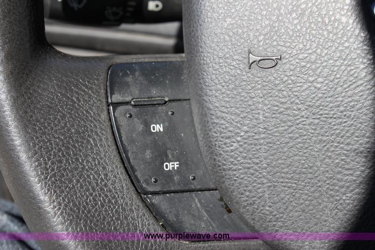 image for item B8634 2006 Ford Crown Victoria Police Interceptor