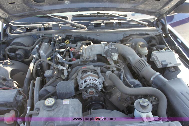 image for item B8634 2006 Ford Crown Victoria Police Interceptor