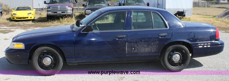 image for item B8635 2008 Ford Crown Victoria Police Interceptor