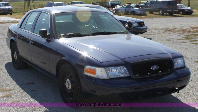 image for item B8635 2008 Ford Crown Victoria Police Interceptor