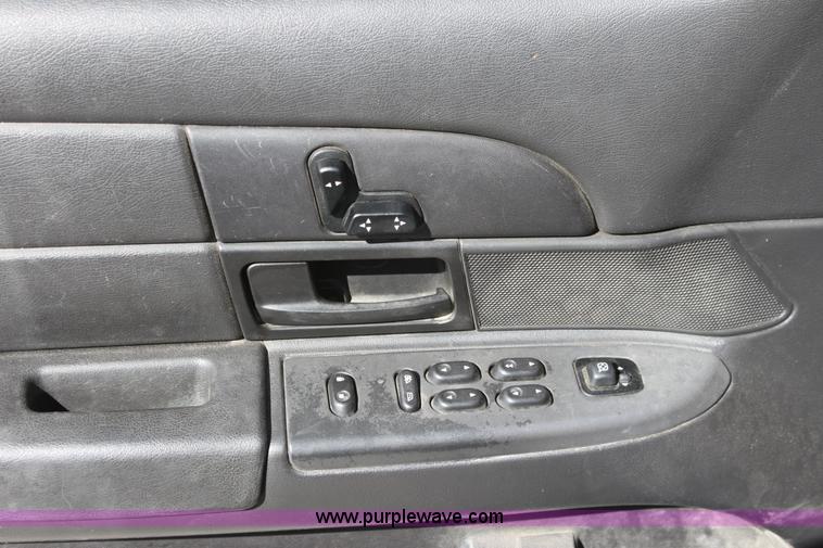 image for item B8635 2008 Ford Crown Victoria Police Interceptor