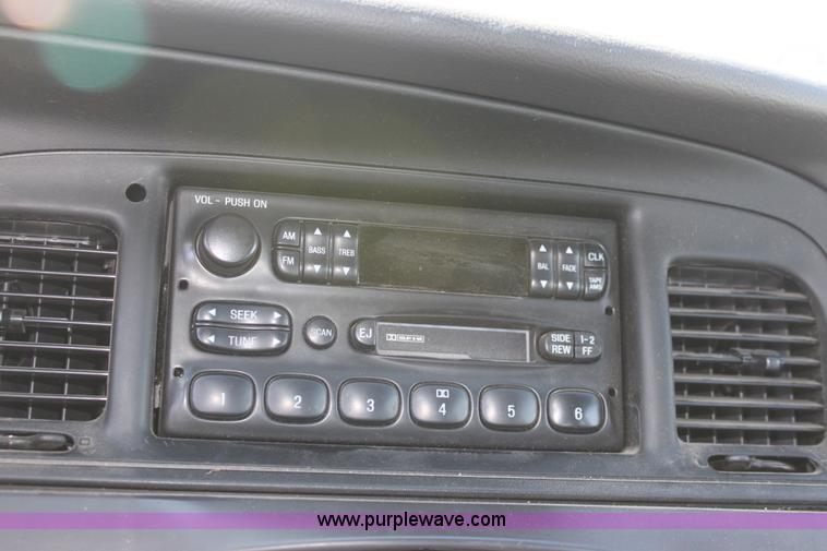 image for item B8637 2006 Ford Crown Victoria Police Interceptor