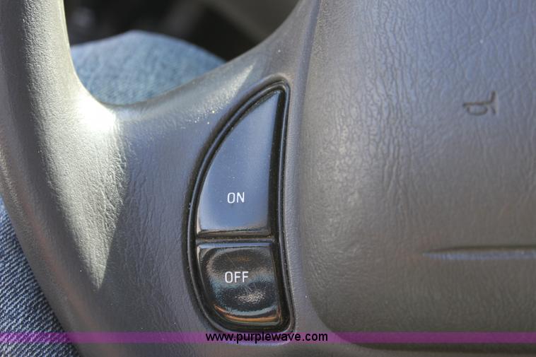 image for item B8638 2004 Ford Crown Victoria Police Interceptor