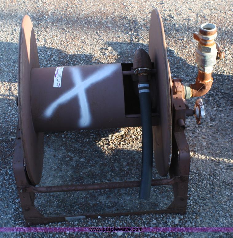 image for item B9414 Hose reel