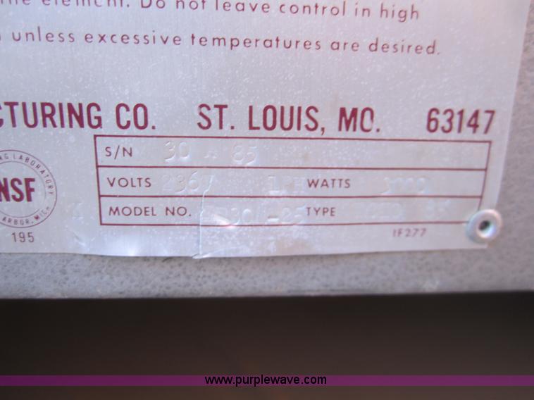 image for item C9860 Duke four-spot warming table