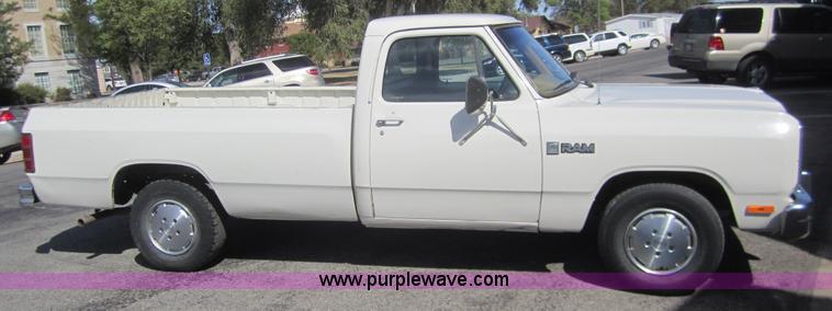 image for item C9865 1987 Dodge Ram 150 pickup truck