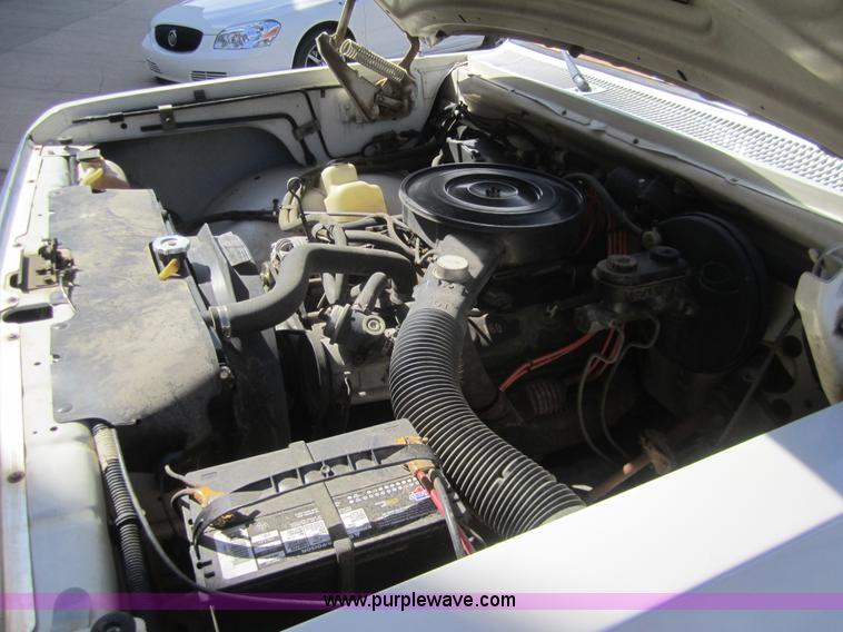 image for item C9865 1987 Dodge Ram 150 pickup truck