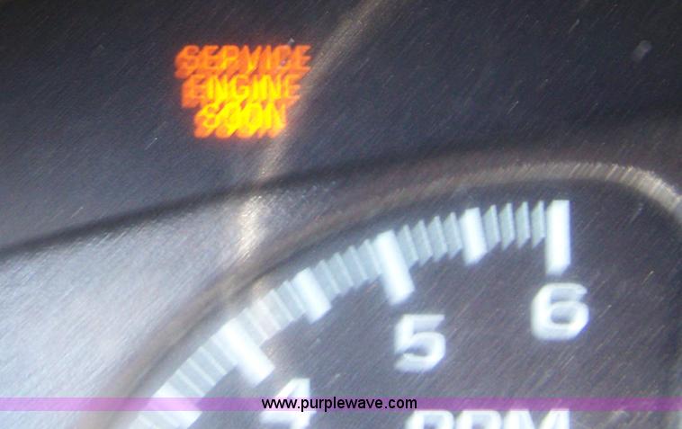 image for item D8532 2001 Chevrolet Tahoe LS SUV