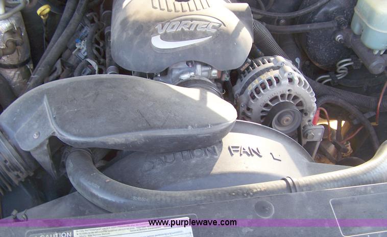 image for item D8532 2001 Chevrolet Tahoe LS SUV