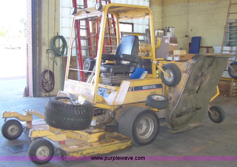 image for item D8534 Hustler 4600 Excel mower