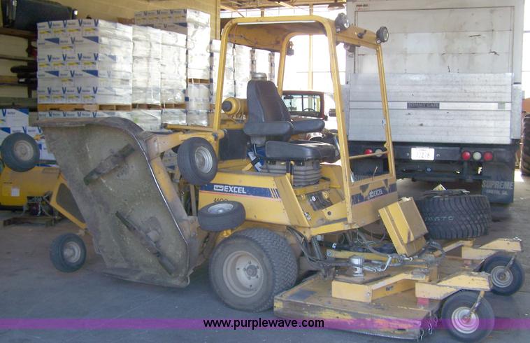 image for item D8534 Hustler 4600 Excel mower