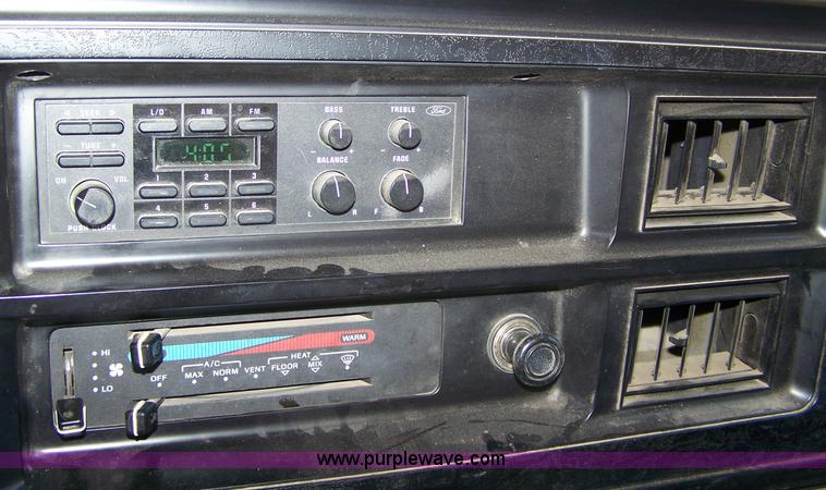 image for item D8535 1988 Ford Econoline E350 cargo van