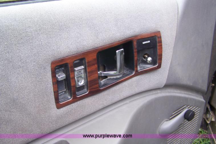 image for item D8536 1995 Chevrolet Caprice Classic