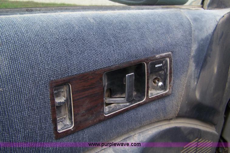 image for item D8537 1991 Chevrolet Caprice