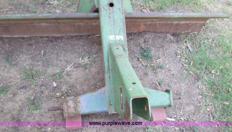 image for item D9053 John Deere 45 three point blade