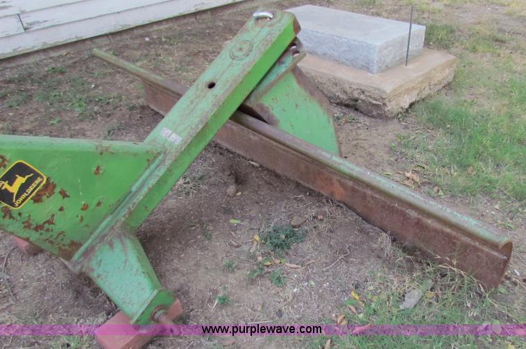 image for item D9053 John Deere 45 three point blade