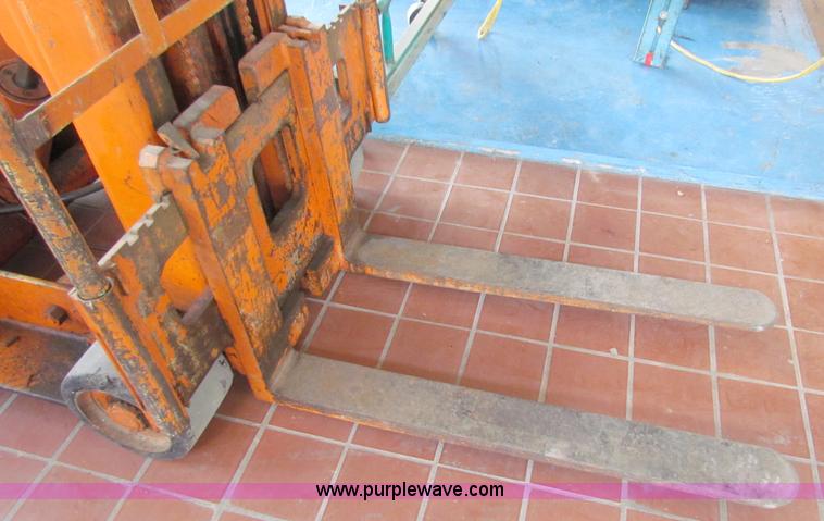 image for item D9074 Lewis-Sheppard electric forklift