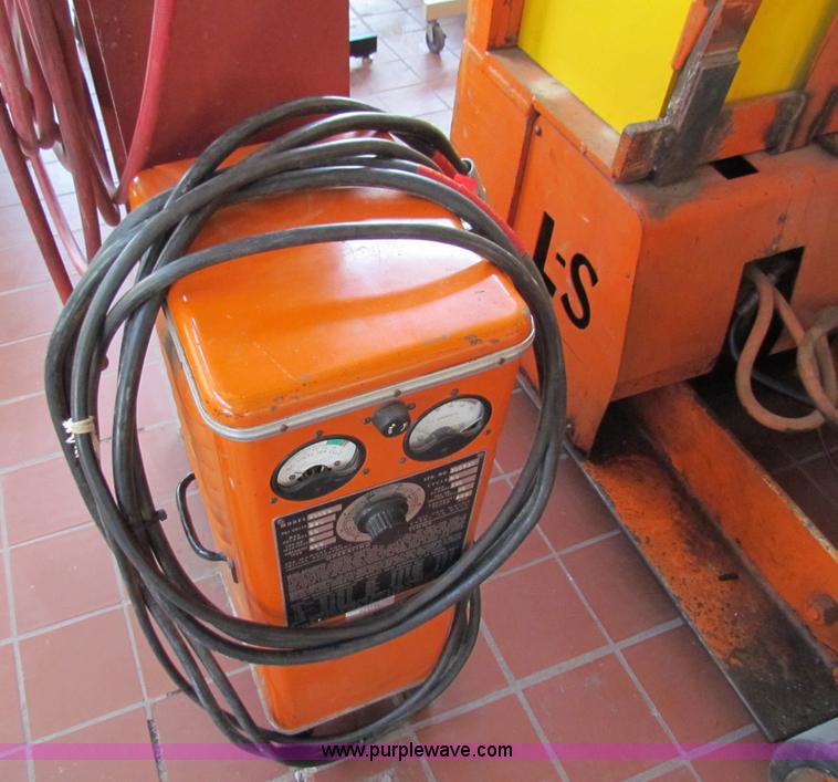 image for item D9074 Lewis-Sheppard electric forklift