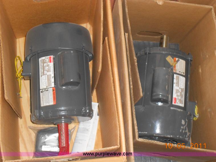 image for item D9086 Condensate receiver tank motors