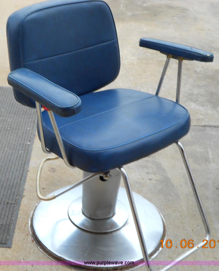 image for item D9088 (5) barber/salon chairs