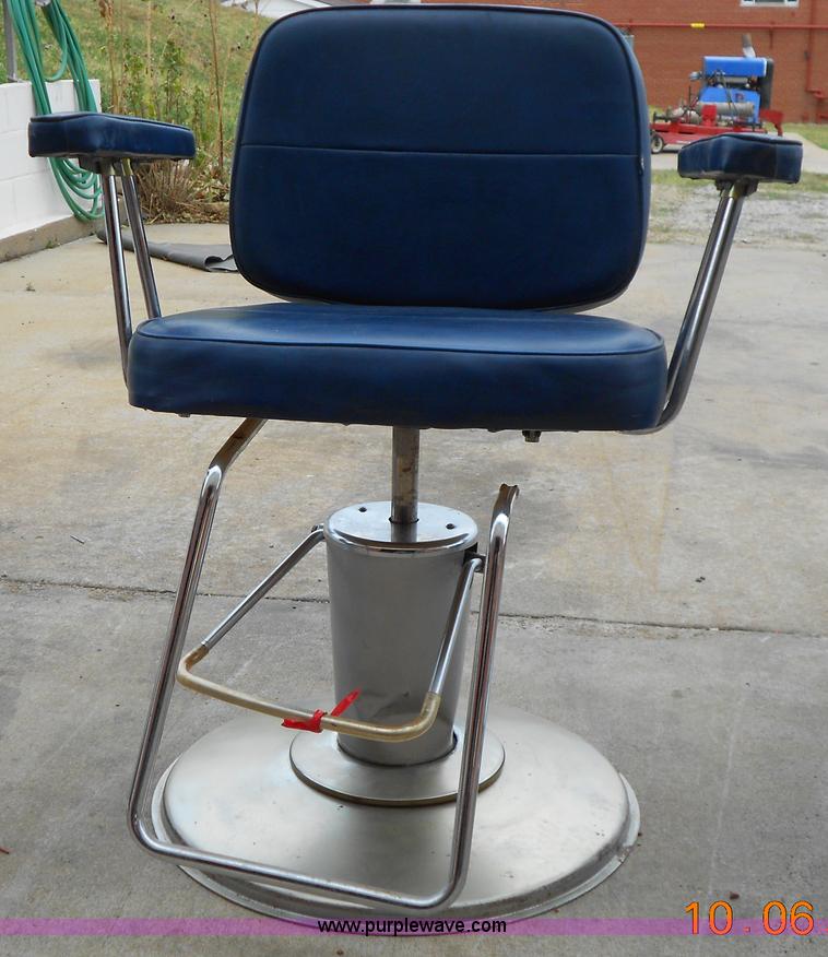 image for item D9088 (5) barber/salon chairs