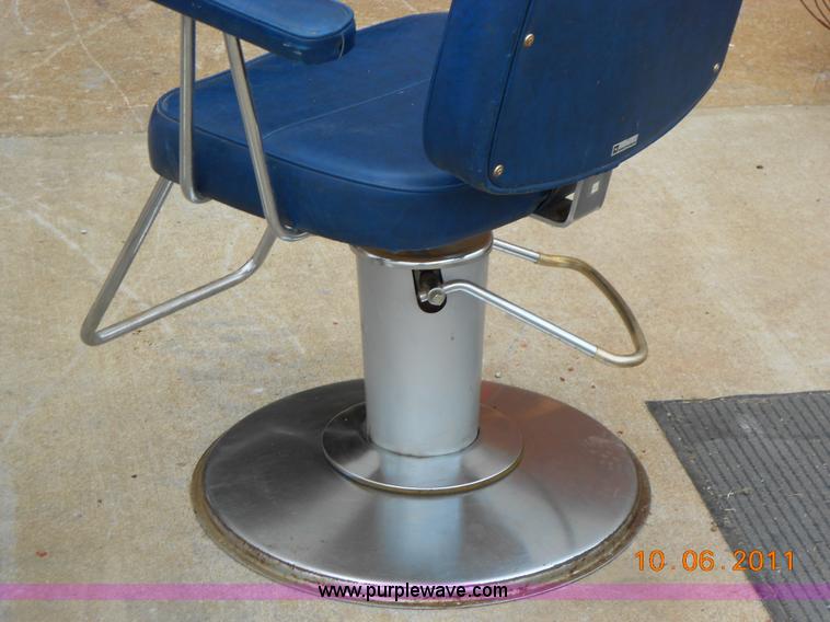 image for item D9088 (5) barber/salon chairs