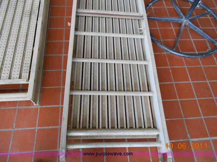 image for item D9091 Aluminum walking planks