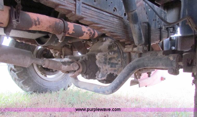 image for item D9109 1975 International heavy truck