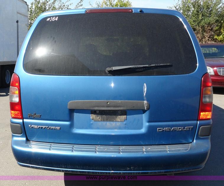 image for item F9413 1999 Chevrolet Venture LS mini van