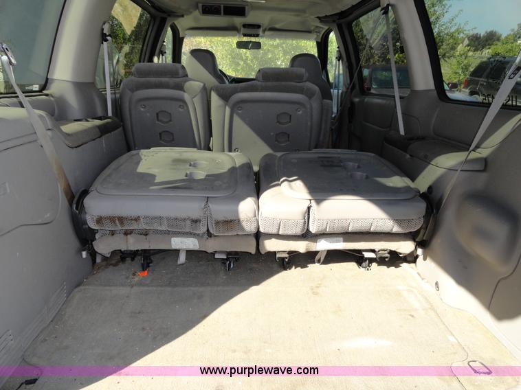image for item F9413 1999 Chevrolet Venture LS mini van