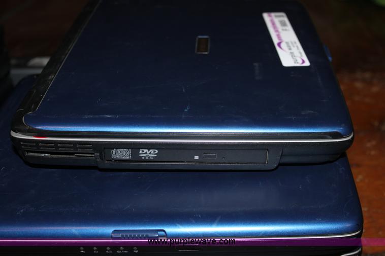 image for item F9885 (4) Toshiba A60 satellite laptop computers