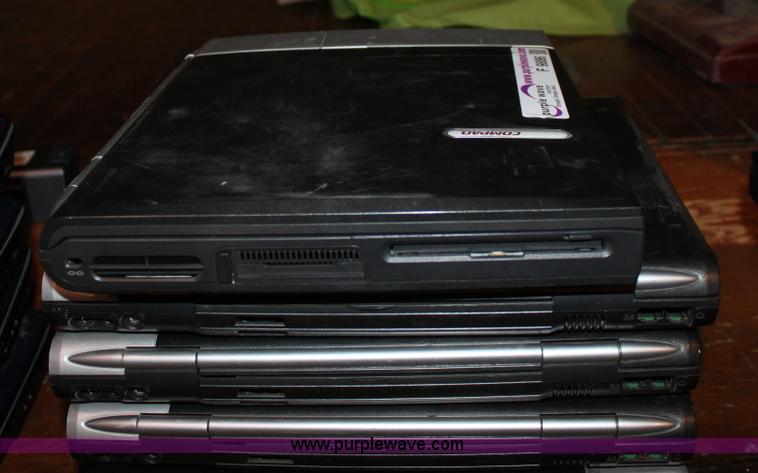 image for item F9886 (6) Compaq Evo N1015V