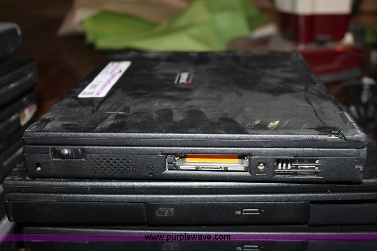 image for item F9887 (5) Systemax laptop computers