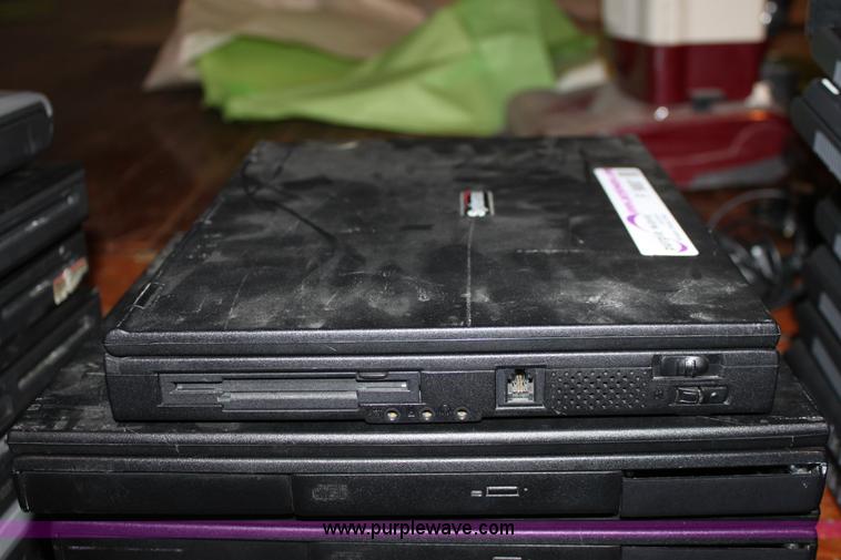 image for item F9887 (5) Systemax laptop computers