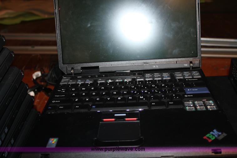 image for item F9889 (5) IBM Thinkpad T30 laptop computers