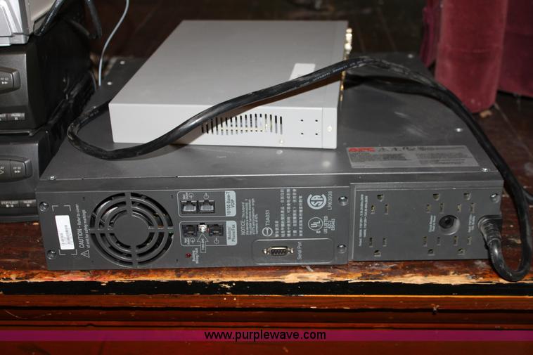 image for item F9890 Assorted electronics