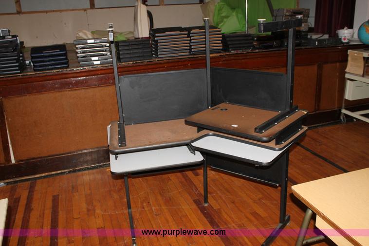 image for item F9891 Assorted office furniture