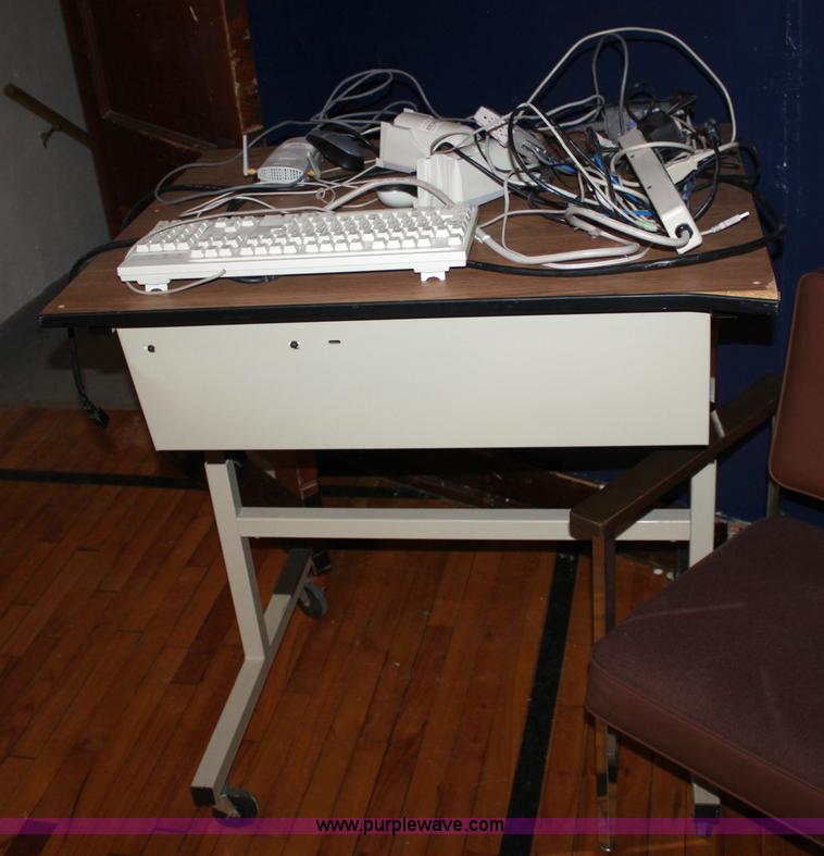 image for item F9892 Assorted furniture and other items