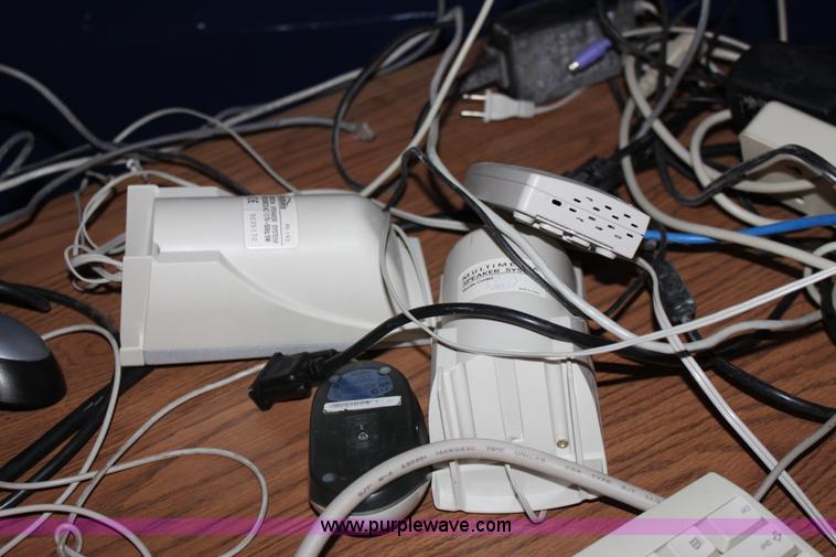 image for item F9892 Assorted furniture and other items