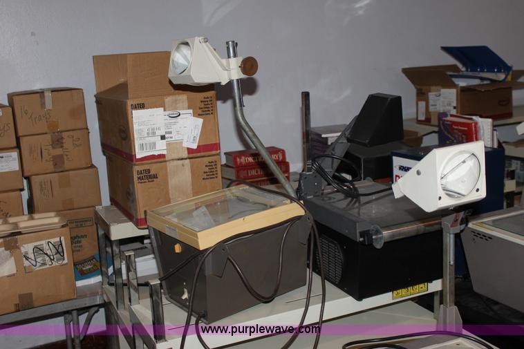 image for item F9894 Assorted furniture and other items