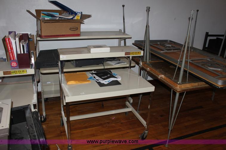 image for item F9894 Assorted furniture and other items