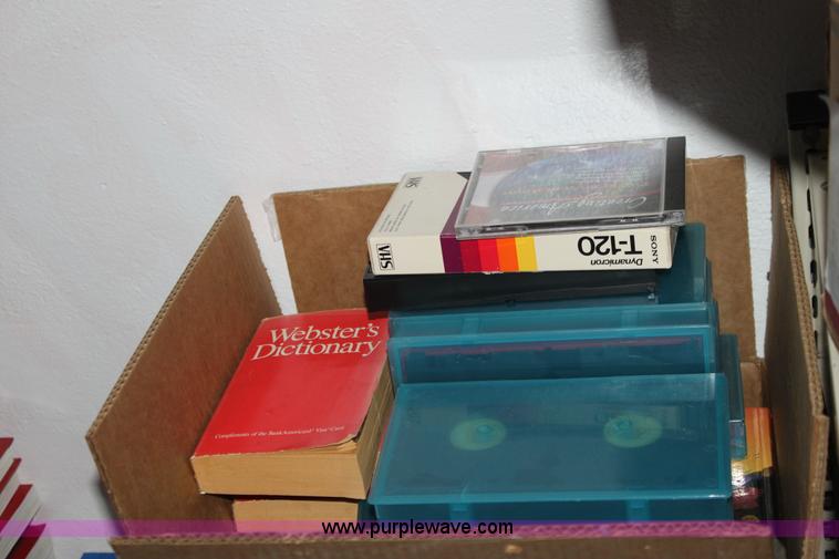 image for item F9894 Assorted furniture and other items